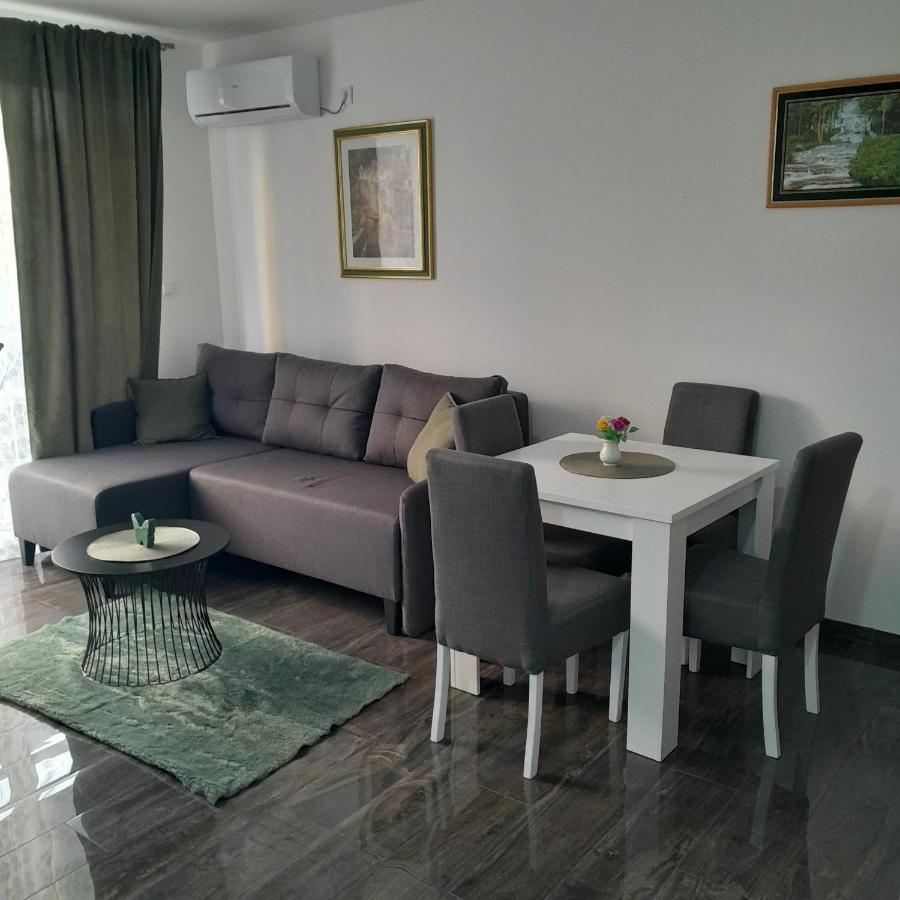 Spa Koncept-Apartmani Veliko Gradiste Bagian luar foto