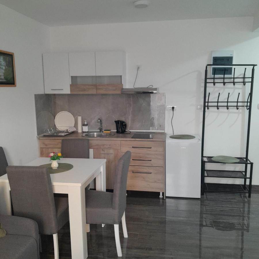 Spa Koncept-Apartmani Veliko Gradiste Bagian luar foto