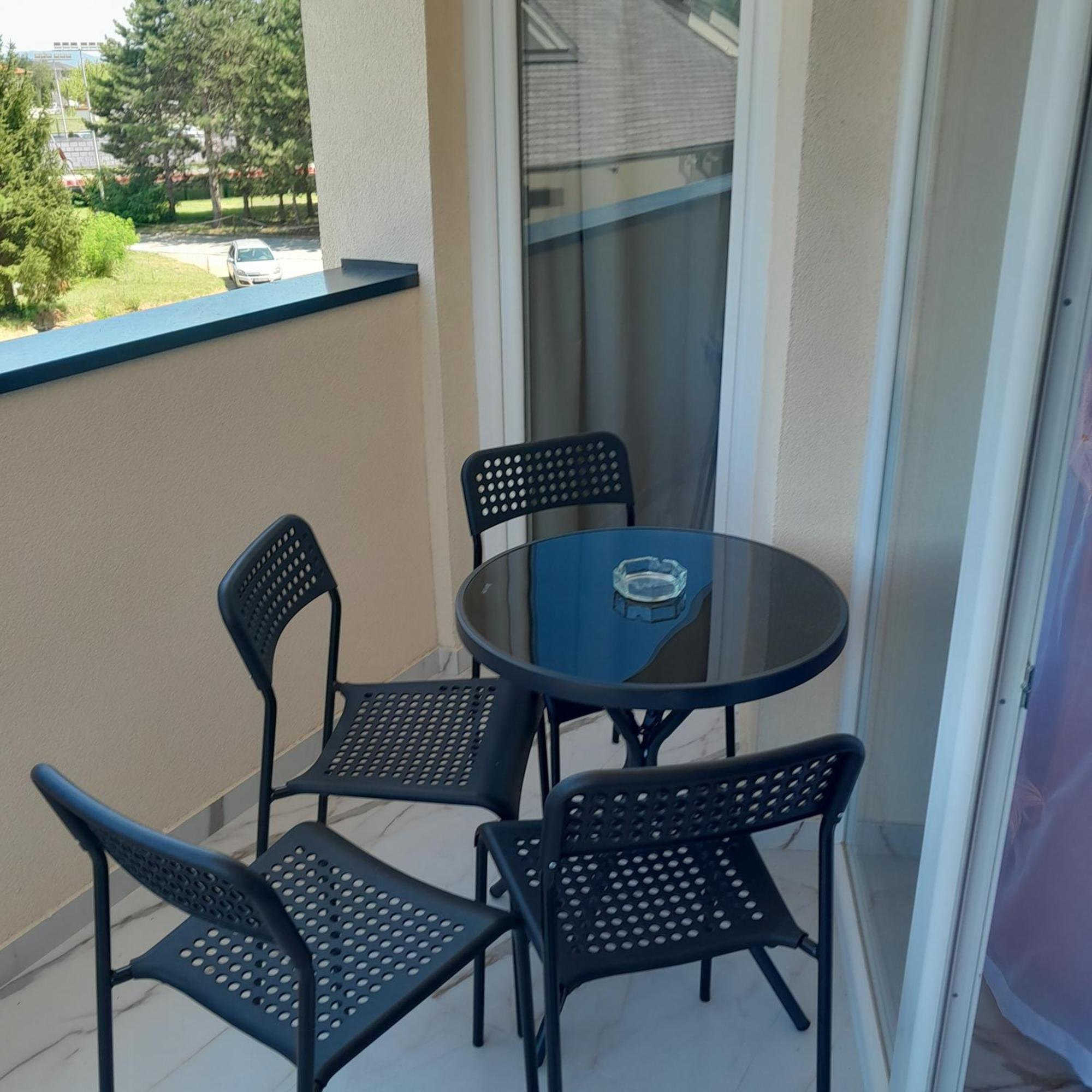 Spa Koncept-Apartmani Veliko Gradiste Bagian luar foto